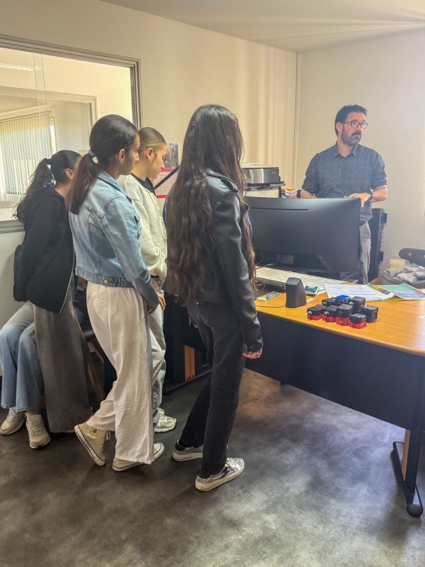 Visite de collégiennes et collégiens chez Meridies (Nîmes) en Avril 2026 - Photo 1